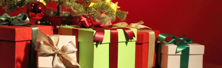 Ile wydamy na święta? I jak wysoko na liście prezentów świątecznych znajdą się kosmetyki?